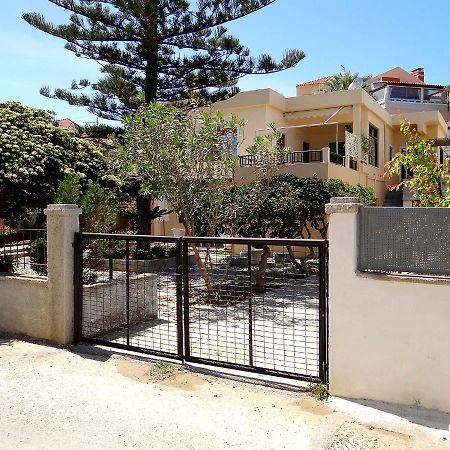 Apartment By The Sea Като-Даратсо Экстерьер фото