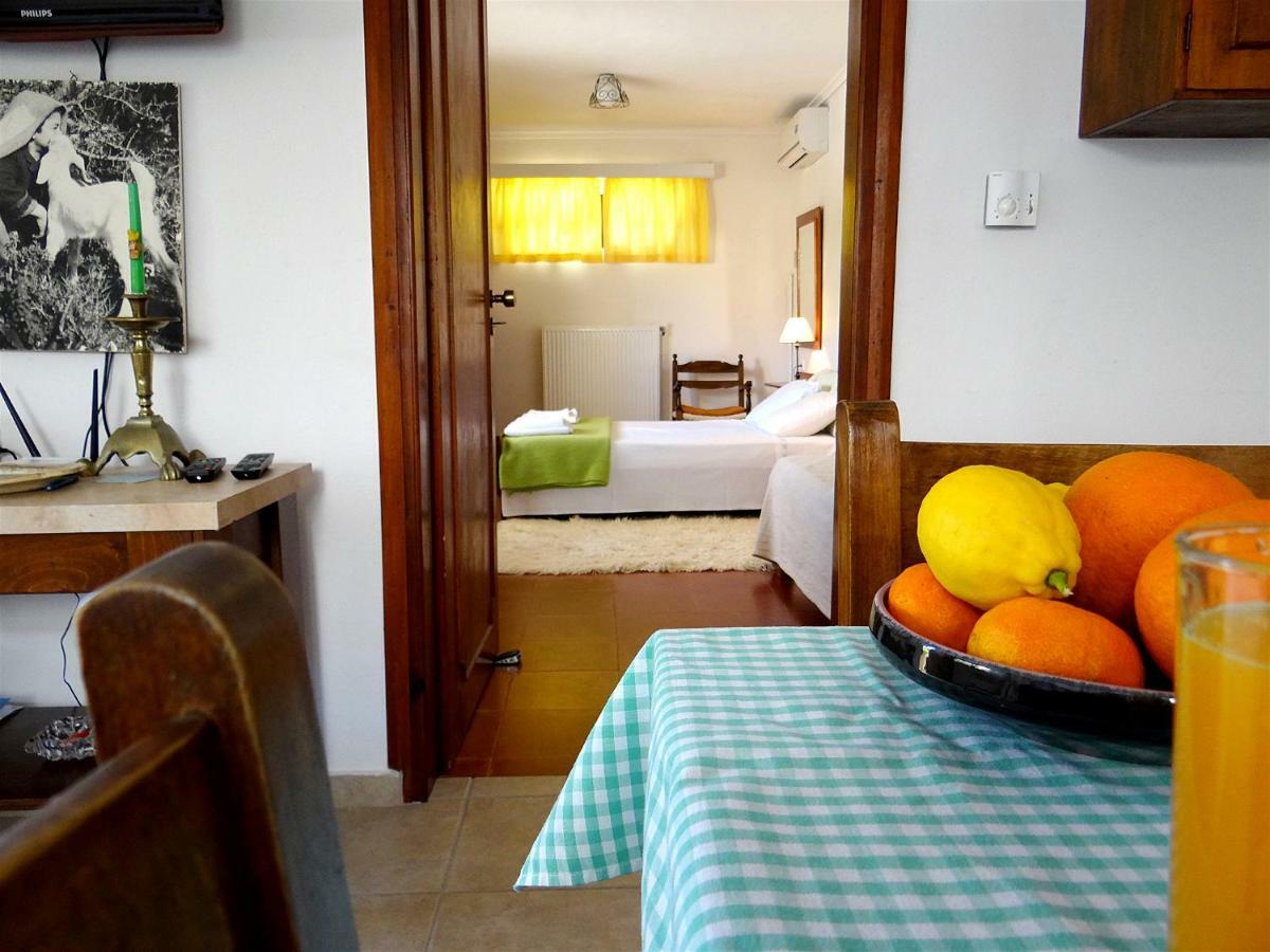 Apartment By The Sea Като-Даратсо Экстерьер фото