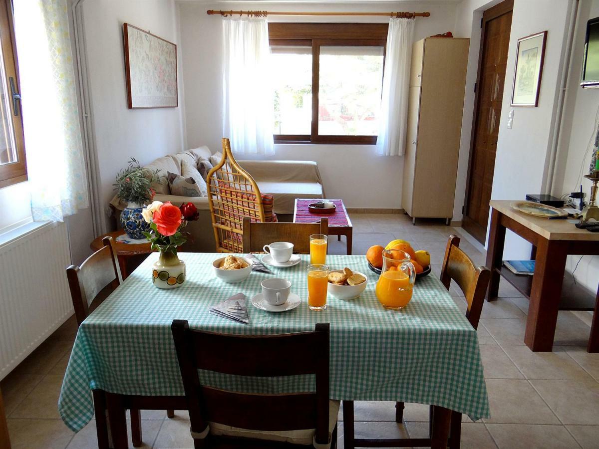 Apartment By The Sea Като-Даратсо Экстерьер фото